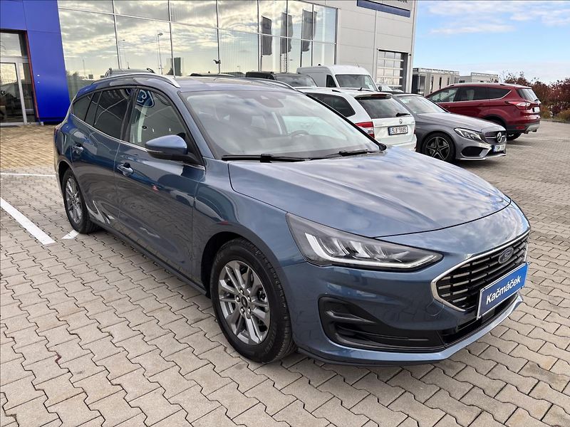 Ford Focus 1,0 EcoBoost 114kW Titanium - fotka 7 z 32