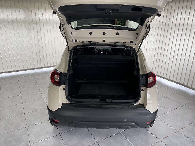 Renault Captur 1.2 TCe ČR 1.MAJ.NAVI  - fotka 25 z 25