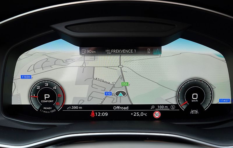 Audi Q7 50 TDI/Q/360/22/Sline/DPH - fotka 40 z 48