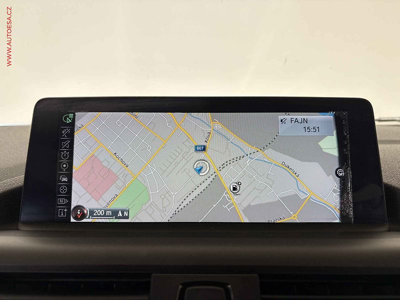 BMW Řada 1 (2015) 3.0 xD, ČR, AT - fotka 11 z 18