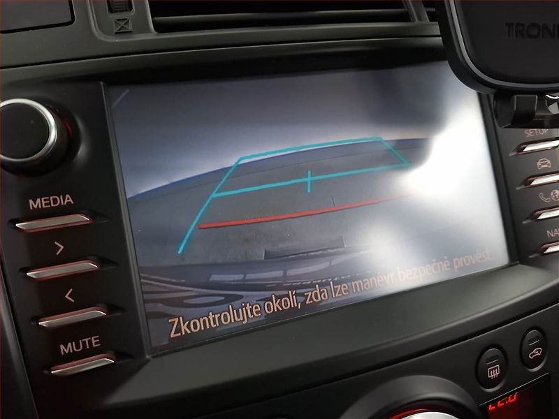 Toyota Verso (2017) 1.8 Valvematic, Automat - fotka 15 z 19