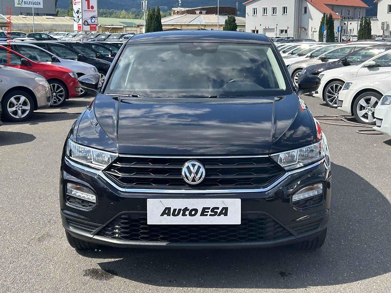 Volkswagen T-Roc (2019) 1.0TSi, ČR, AC, tažné - fotka 2 z 17
