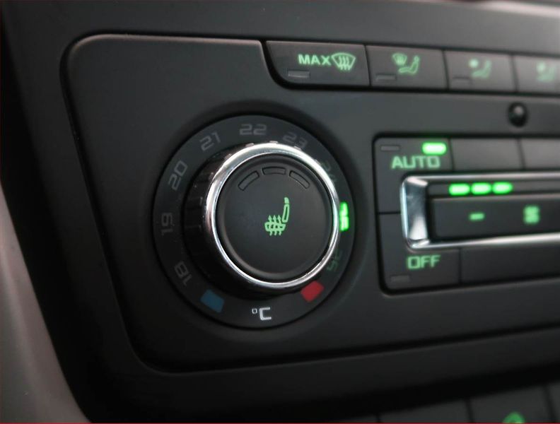 Volkswagen ID.3 (2020) 1st (62 kWh), SoH 89% - fotka 21 z 28
