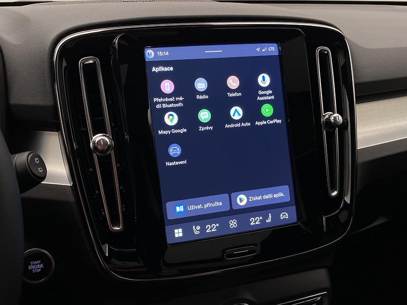 Volvo XC40 (2026) B4 AUT DARK PLUS - fotka 8 z 54