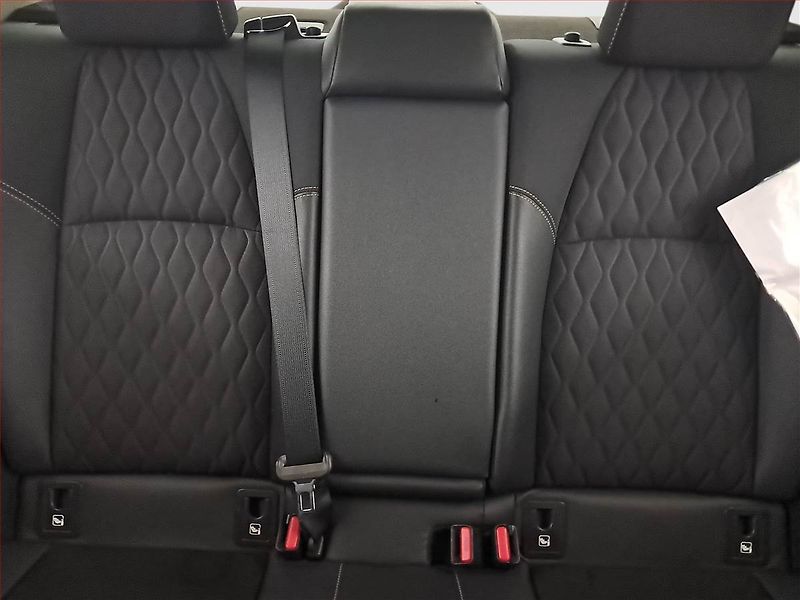 Toyota Corolla (2019) 1.8 Hybrid, Automat, Kůže - fotka 10 z 18
