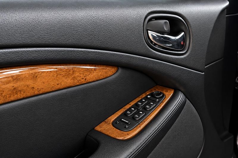Jaguar S-Type (2001) - fotka 13 z 21