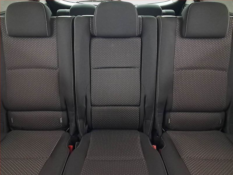 Toyota Verso (2013) 2.0 D-4D, 7 míst, Navi - fotka 10 z 19