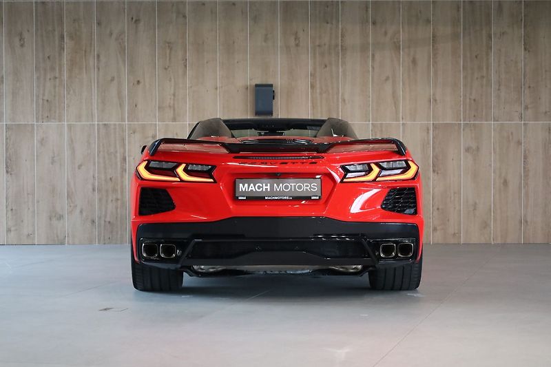 Chevrolet Corvette C8 3LT Convertible Z51, Lift - fotka 6 z 41