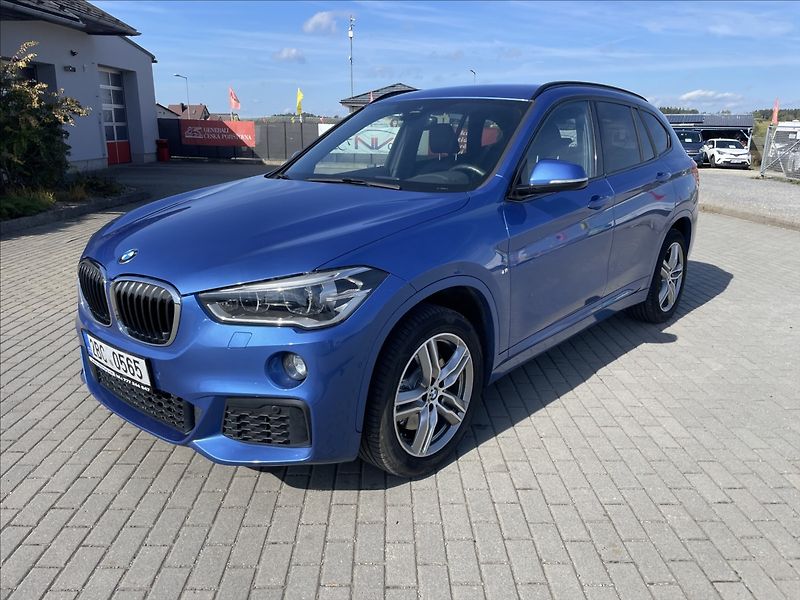 BMW X1 2,0 d 140kw M-Paket X-drive CZ - fotka 31 z 38