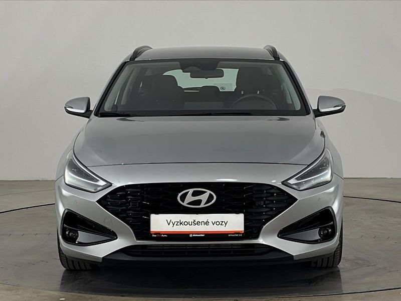 Hyundai i30 Smart DCT - fotka 4 z 26