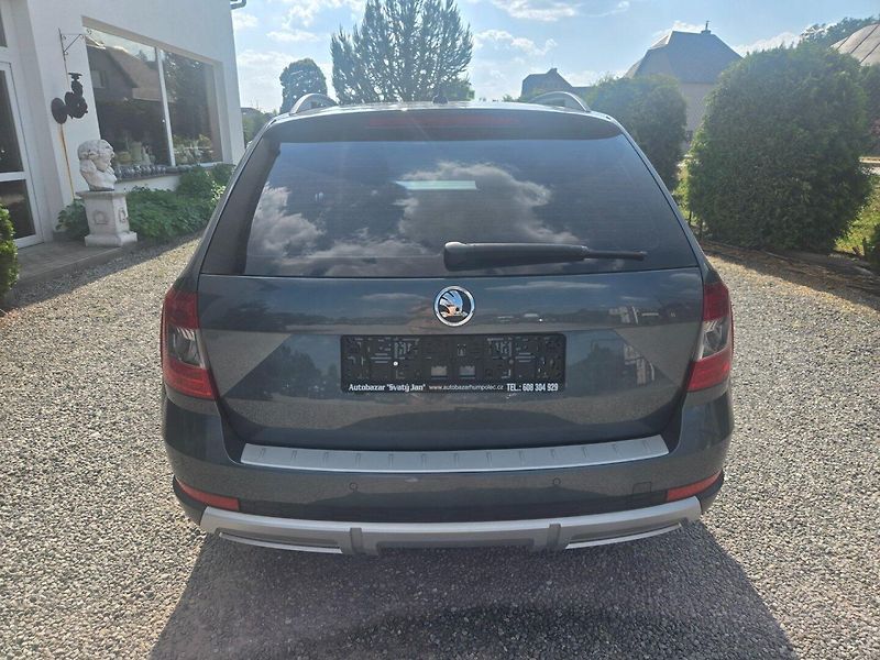 Škoda Octavia (2015) 2.0 TDI SCOUT DSG TOP 4x4 - fotka 4 z 28