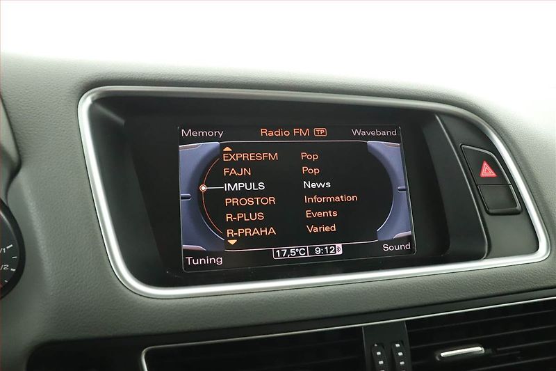 Audi Q5 (2012) Exclusive 3.0 TDI, 4X4 - fotka 9 z 18