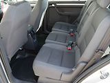 Volkswagen Touran (2013) 1.4 TSi, Trendline, TZ - náhled 10