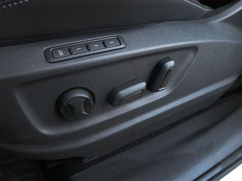 Škoda Kodiaq (2023) 2.0 TDI - fotka 16 z 17