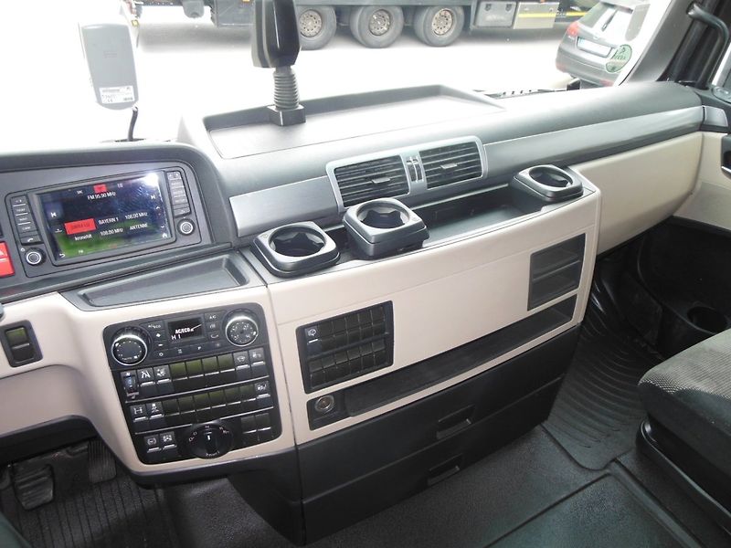 MAN TGX 18.470 XXL, LowDeck, Retarder - fotka 19 z 22