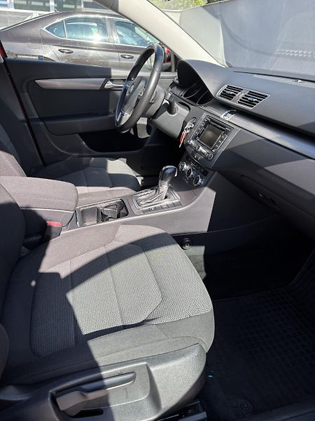 Volkswagen Passat (2013) VW PASSAT B7 HIGHLINE, 130KW - fotka 22 z 23