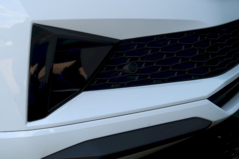 Škoda Karoq (2023) SPORTLINE 1.5 TSI 110 kW DSG - fotka 9 z 29