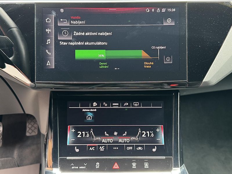 Audi e-tron E-TRON-300KW-SPORTBACK-R21 - fotka 28 z 34