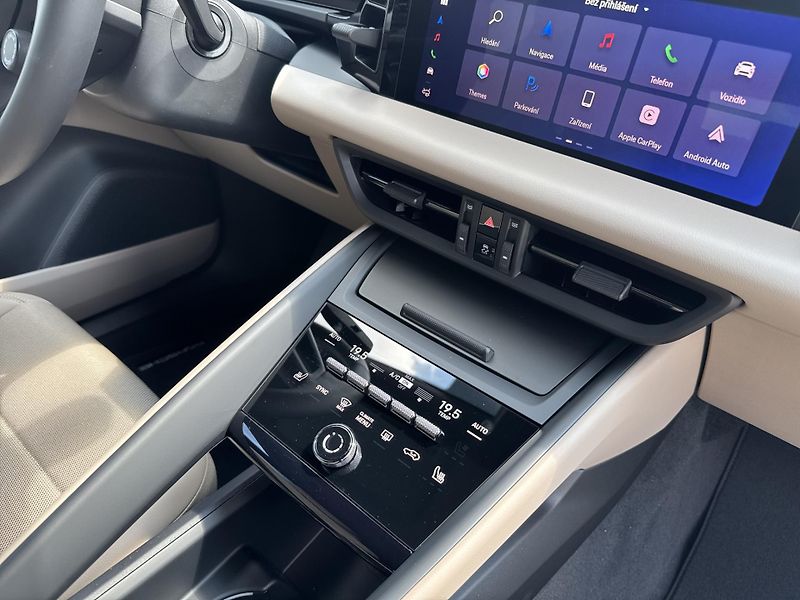 Porsche Macan - fotka 27 z 30