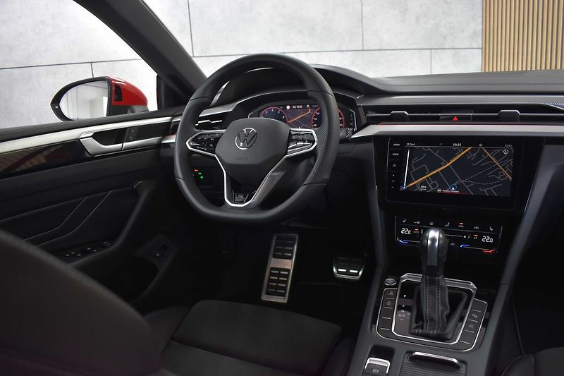 Volkswagen Arteon Shooting Brake TSI 206kW 4x4*R-LINE*TAŽNÉ*ČR1 - fotka 9 z 49