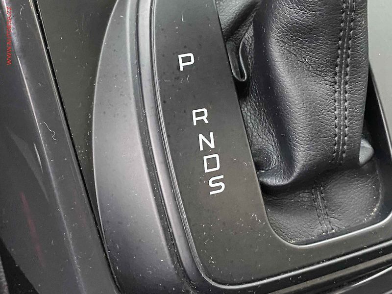 Ford Kuga (2013) 2.0TDCi 4x4, AT, navi, xenon - fotka 14 z 19