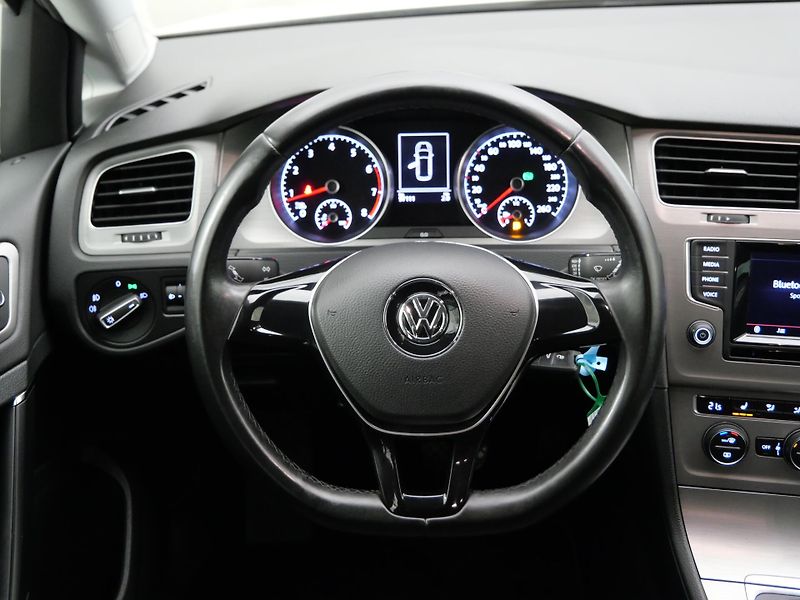Volkswagen Golf - fotka 13 z 21