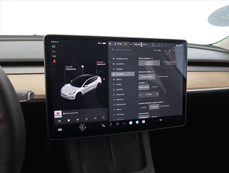 Tesla Model 3 (2021) Std Range Plus LFP, SoH 93% - fotka 22 z 33