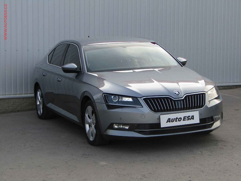 Škoda Superb (2016) 1.6 TDi, Ambition, DSG, navi - fotografie inzerátu