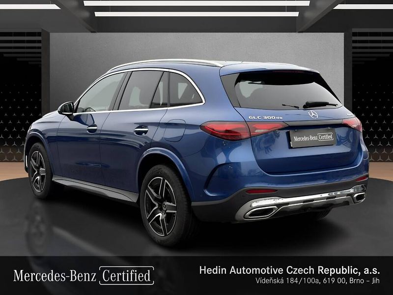Mercedes-Benz GLC (2024) 300 de 4MATIC - fotka 3 z 28