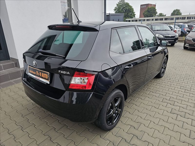 Škoda Fabia III 1,2TSi 66KW Edition - fotka 6 z 43