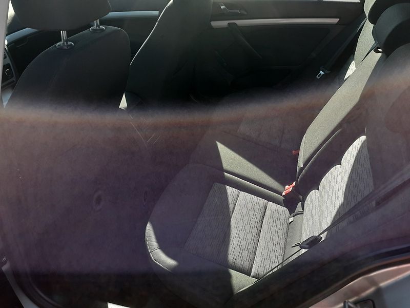 Škoda Octavia (2013) KOMBI 1.4 TSI AMBIENTE - fotka 13 z 27
