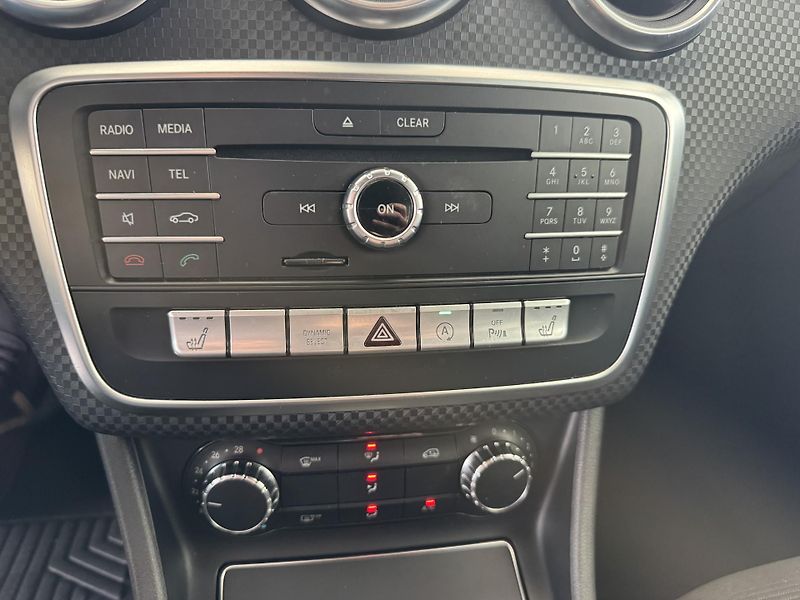 Mercedes-Benz Třídy A (2018) A180d NAVIGACE LED KAMERA - fotka 25 z 27