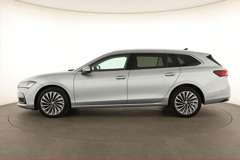 Škoda Superb (2024) 2.0 TDI - fotka 3 z 19