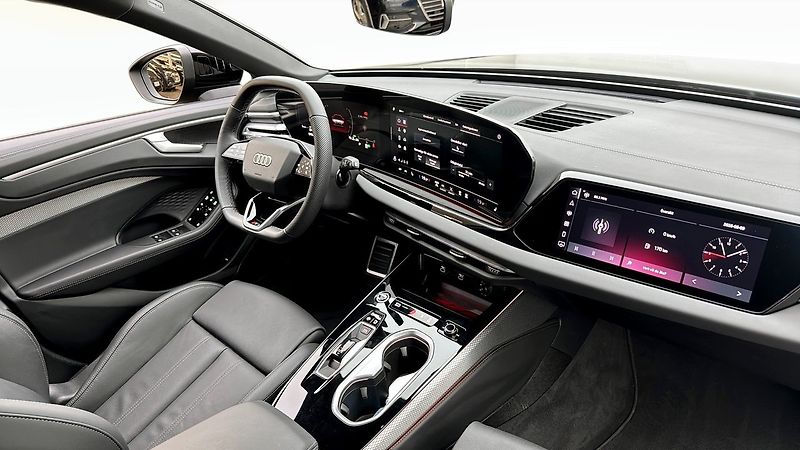 Audi A6 TDI q S-Line Tech+ NezT 360 Ma - fotka 10 z 23