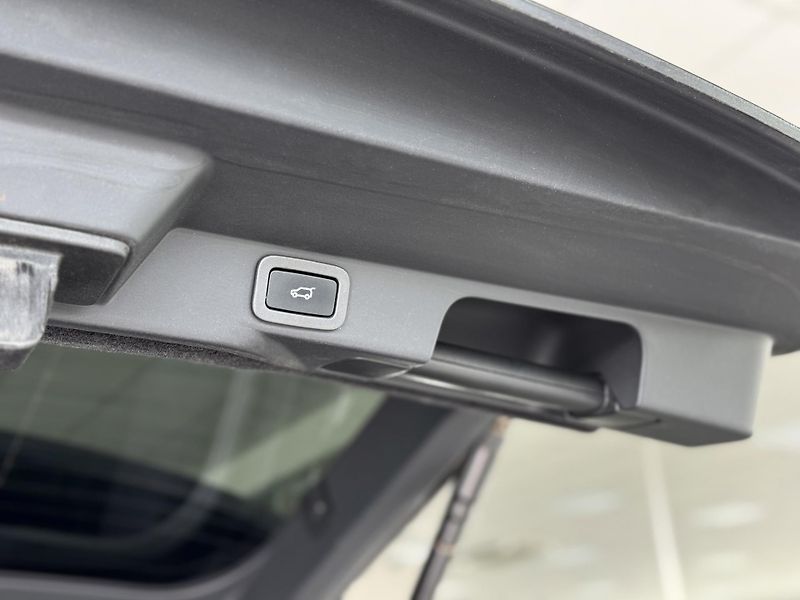 Land Rover Range Rover Sport 3,0SDV6 HSE*225kW*REZERVACE! - fotka 40 z 46