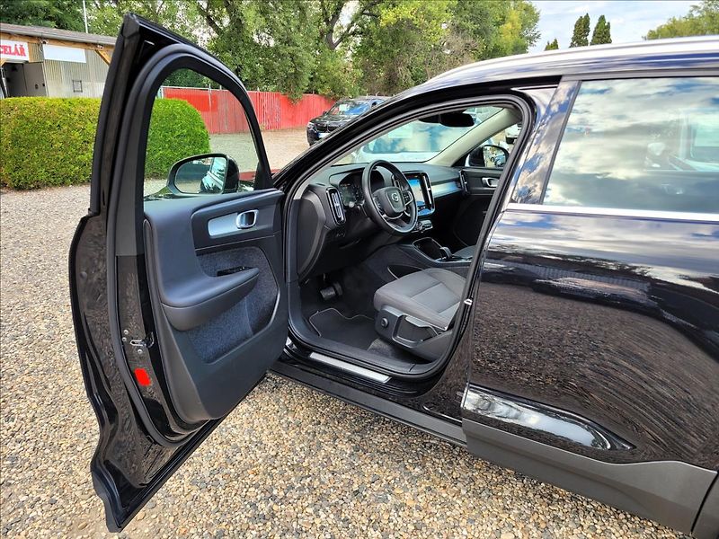 Volvo XC40 T5,PHEV,Inscription,led, - fotka 7 z 40