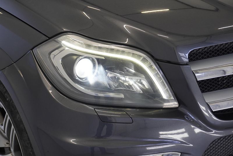 Mercedes-Benz GL GL350 3,0D V6 4MATIC AUT. - fotka 10 z 36