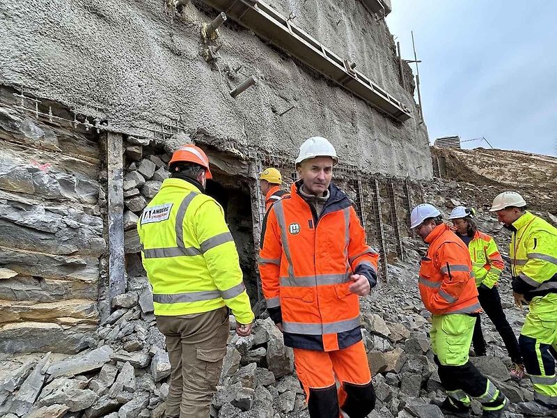 Proražení tunelu Homole na D35.