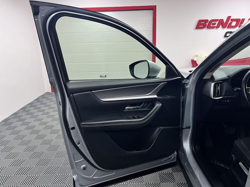 Mazda CX-60 2.5 e-Skyactiv PHEV 241 kW 4x4 - fotka 11 z 41