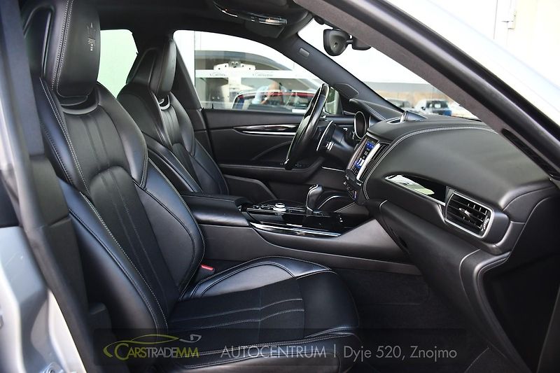 Maserati Levante 3.0D ČR Q4 H/K ACC VZDUCH - fotka 15 z 56