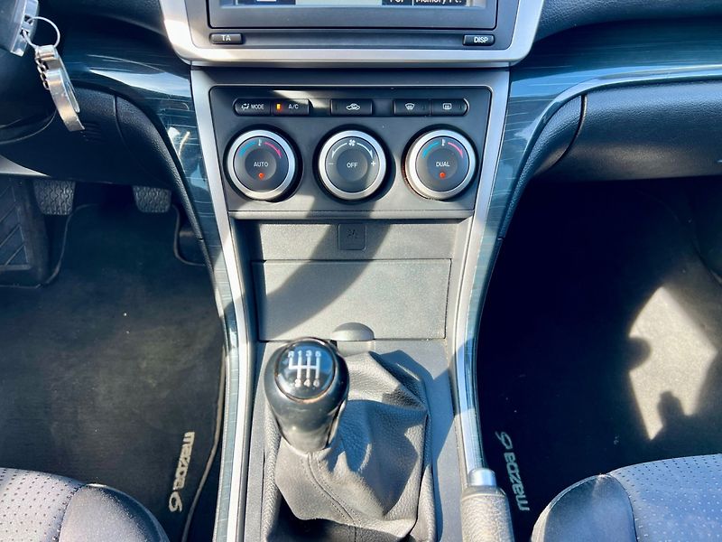 Mazda 6 (2008) 2.0d 103 kW - fotka 14 z 19
