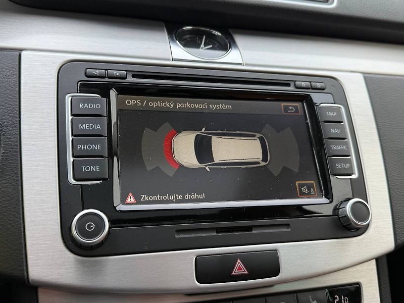 Volkswagen Passat Variant (2013) 2.0 TDI 125 kW Highline DSG - fotka 15 z 23