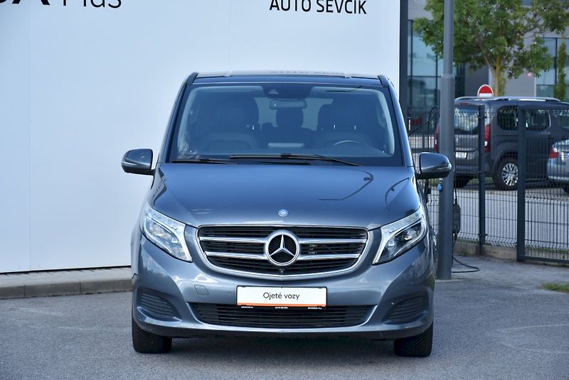 Mercedes-Benz Třídy V (2017) V220d Avantgarde - fotka 4 z 29