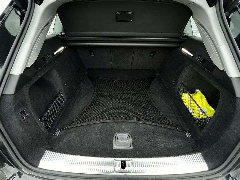 Audi A4 35TFSI Aut. Sport DPH TZ  - fotka 22 z 25