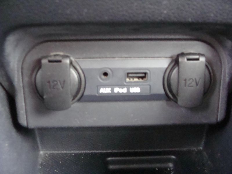Kia Rio 1.4i, 80 kW, klimatizace - fotka 17 z 23
