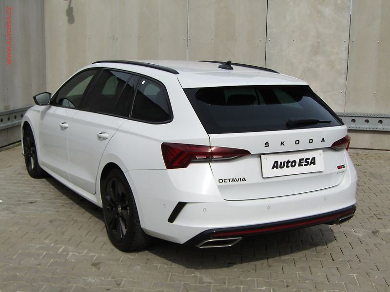 Škoda Octavia (2021) 2.0 TSi RS, 1.maj,ČR, RS - fotka 6 z 20