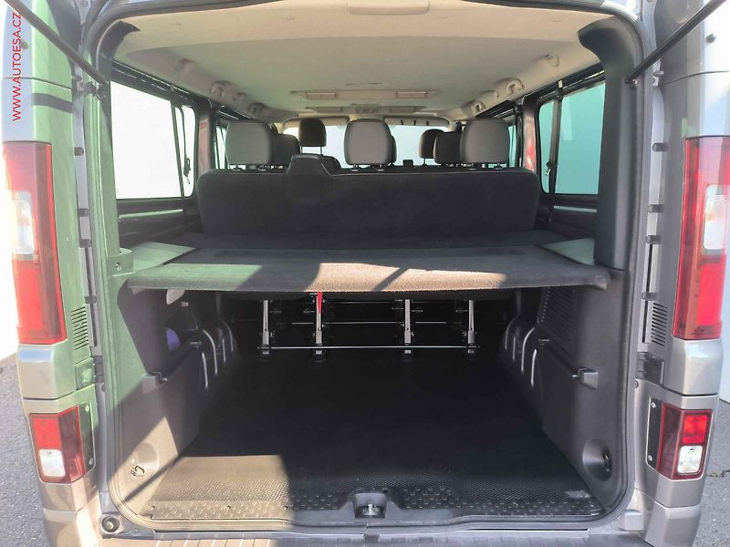 Opel Vivaro (2016) 1.6CDTi L2 9míst, 107kW, navi - fotka 7 z 24