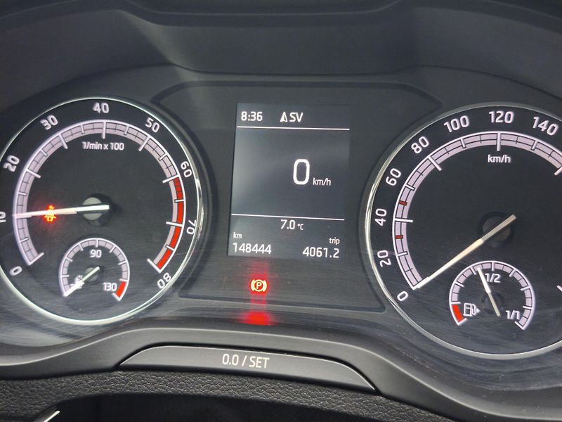 Škoda Karoq 2018 ČR 1.0TSI 85kW - fotka 9 z 30