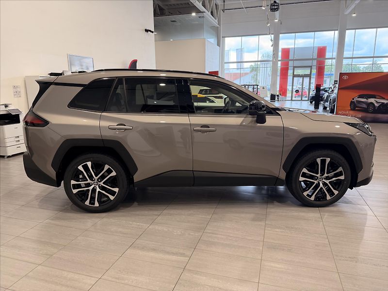 Toyota RAV4 Executive  2.5L HEV (194k) 4X4 - fotka 6 z 12