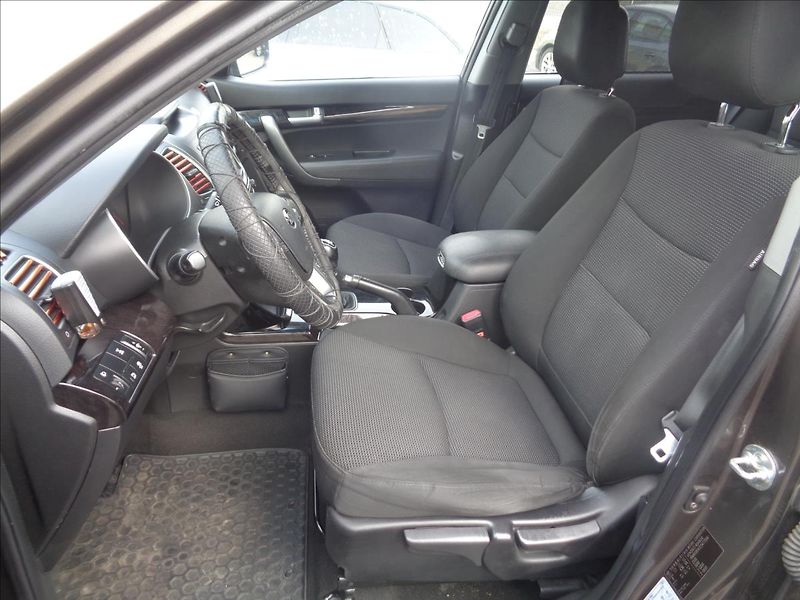 Kia Sorento 2,2 - fotka 12 z 19